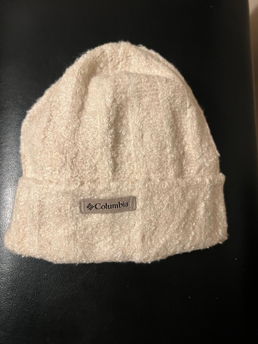 Columbia Cream Cozy Knit Beanie